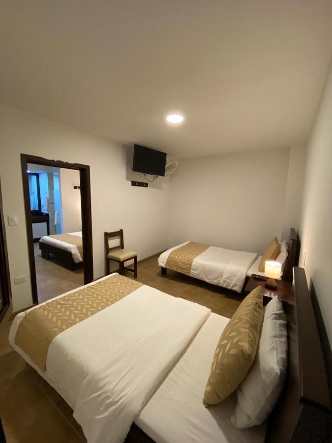 Casa Hotel Las Orquideas Circasia Eksteriør billede