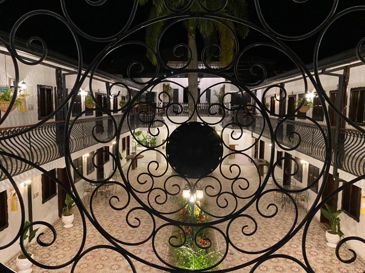 Casa Hotel Las Orquideas Circasia Eksteriør billede