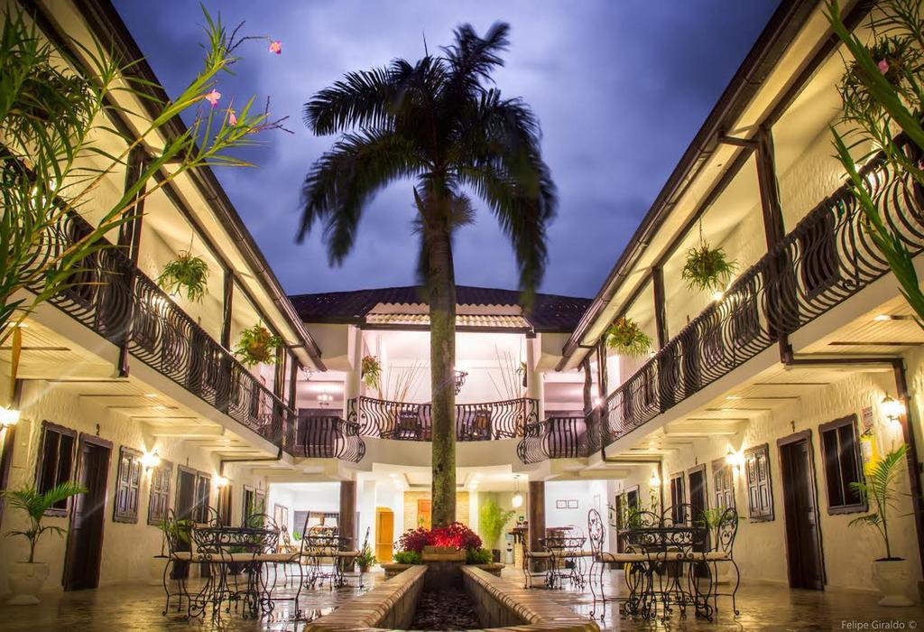 Casa Hotel Las Orquideas Circasia Eksteriør billede